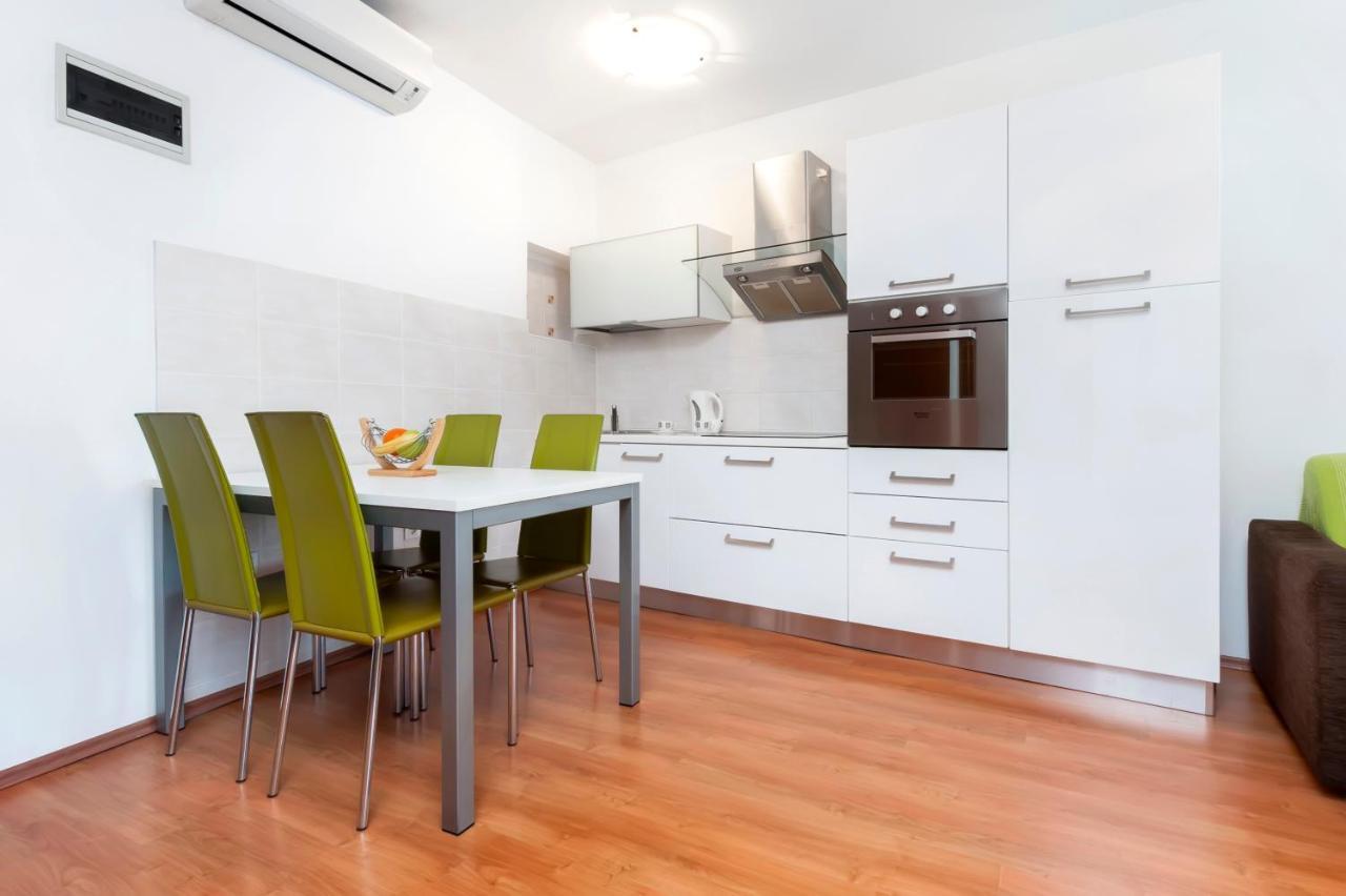 Sea View Apartment Rovinj Exteriér fotografie