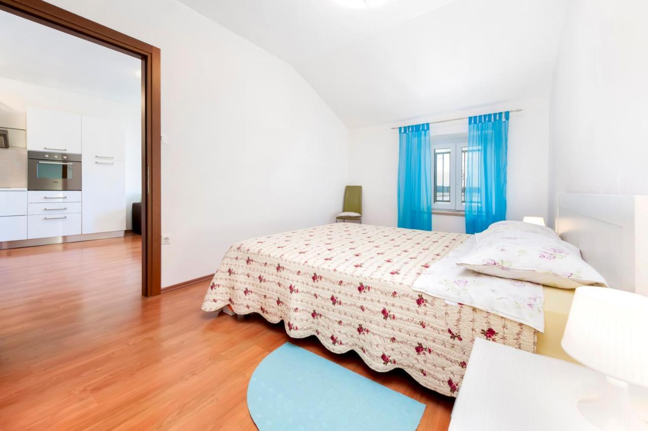 Sea View Apartment Rovinj Exteriér fotografie
